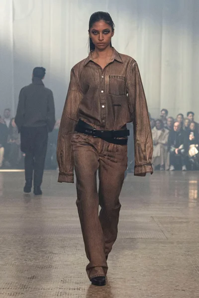 Look 22